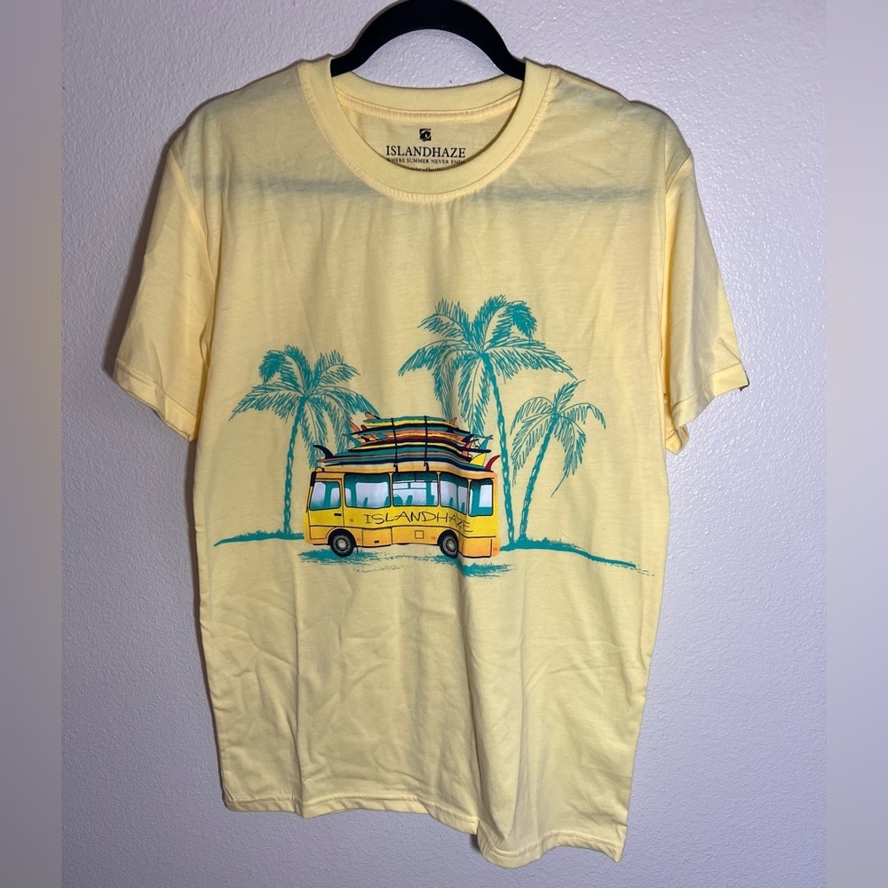 Island Haze Surf Bus Graphic T-Shirt Yellow Size M NWOT